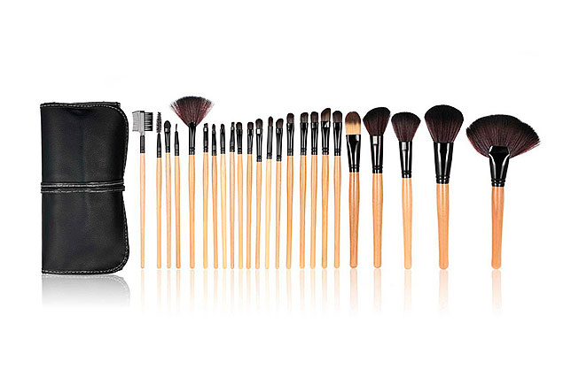 Set Profesional de 24 Brochas y Pinceles para Maquillaje mango de madera Set Profesional de 24 Brochas y Pinceles para Maquillaje mango de madera